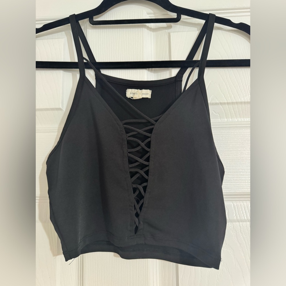 silence + noise cross cross black tank- size small